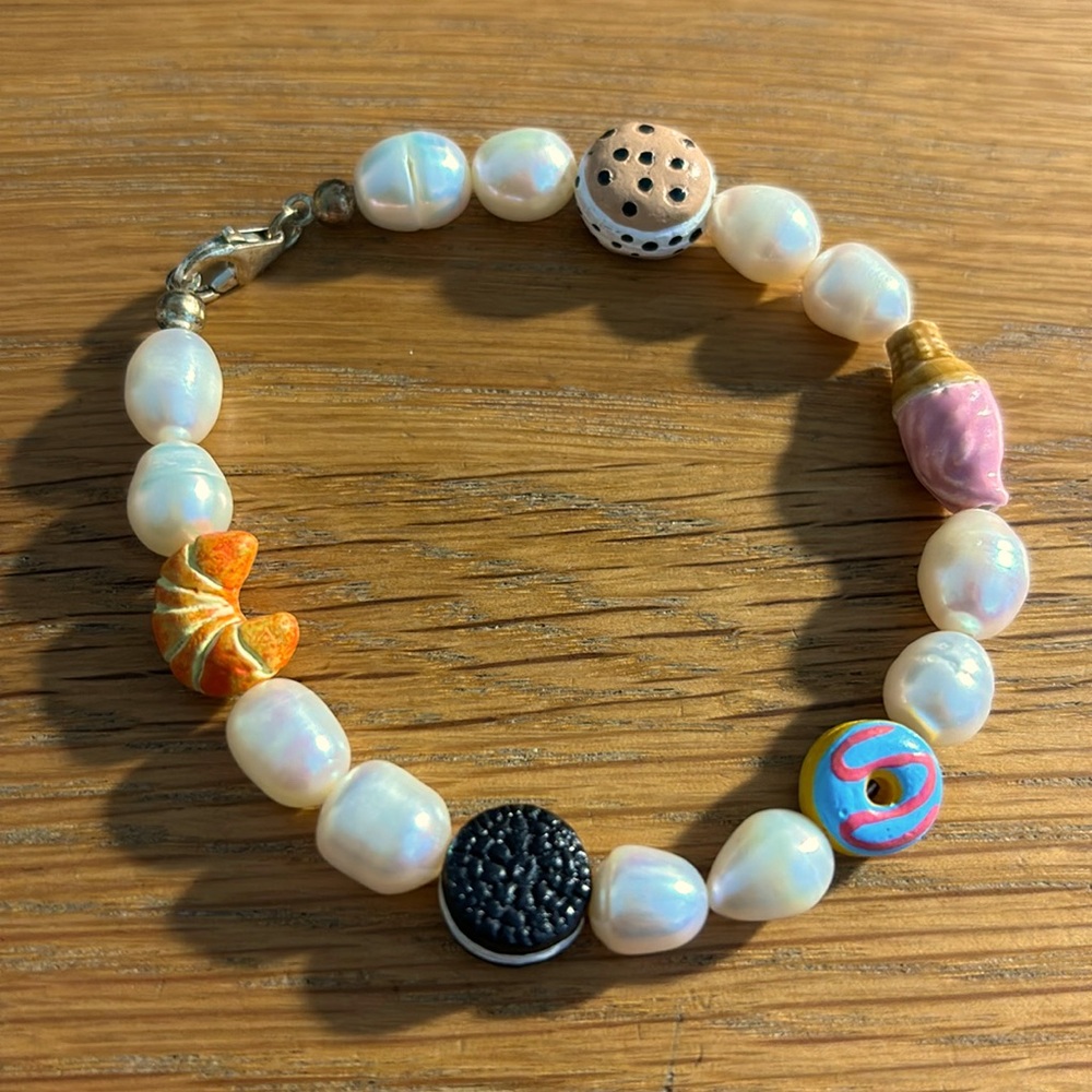 Cute Treats Bracelet 🥐🍩🍪🍦
